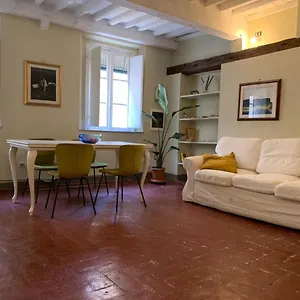 Apartment Incantevole - Affitti Brevi Italia, Lucca